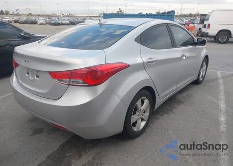 2013 Hyundai Elantra Gls z USA, uszkodzony, nr VIN KMHDH4AE5DU542992